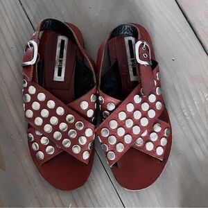 MCQ by ALEXANDER MCQUEEN Brown Leather Studded Flat Sandals size 37